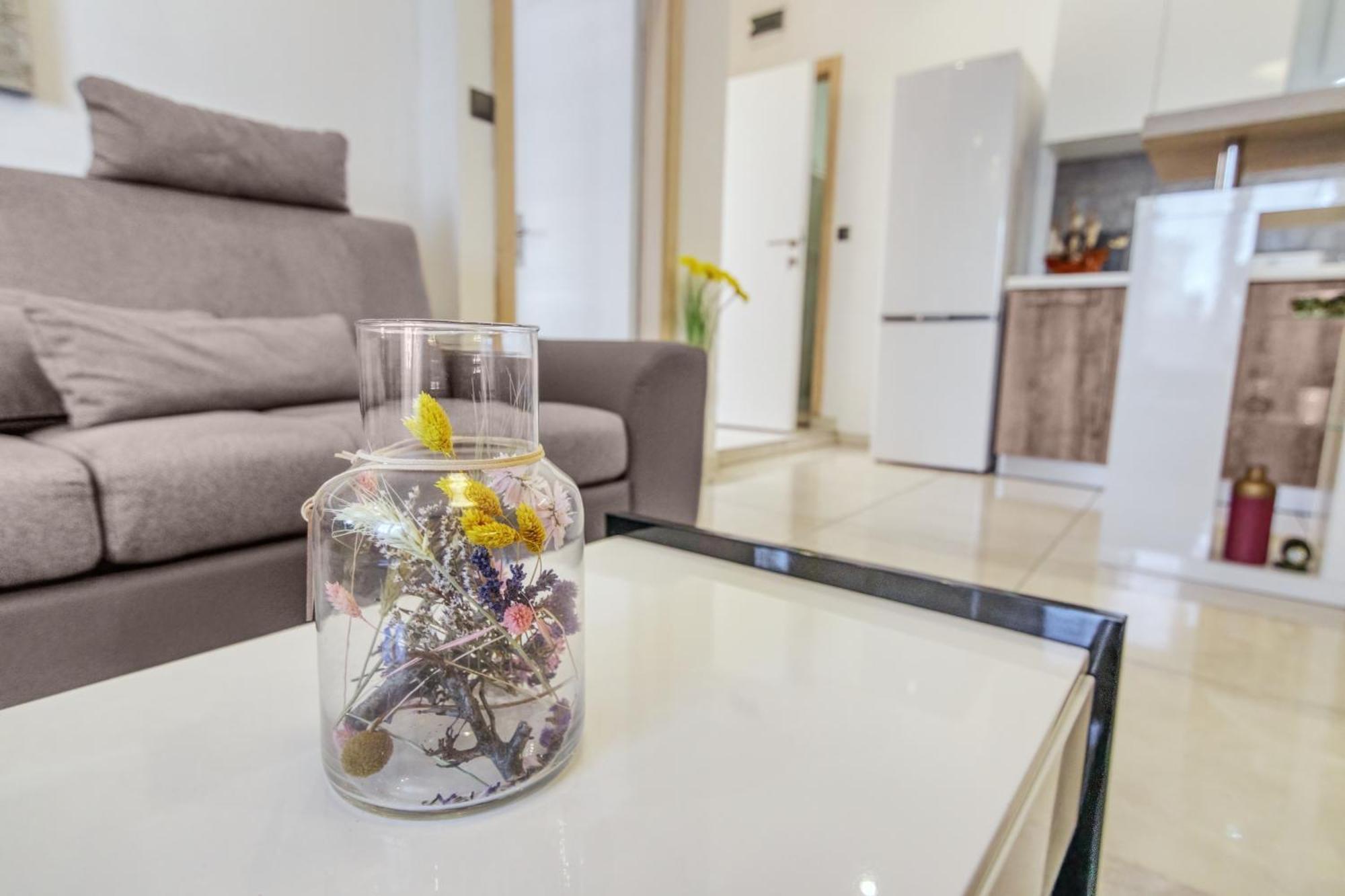 Charming House On The Beach And Deluxe Apartment Pula Bilik gambar