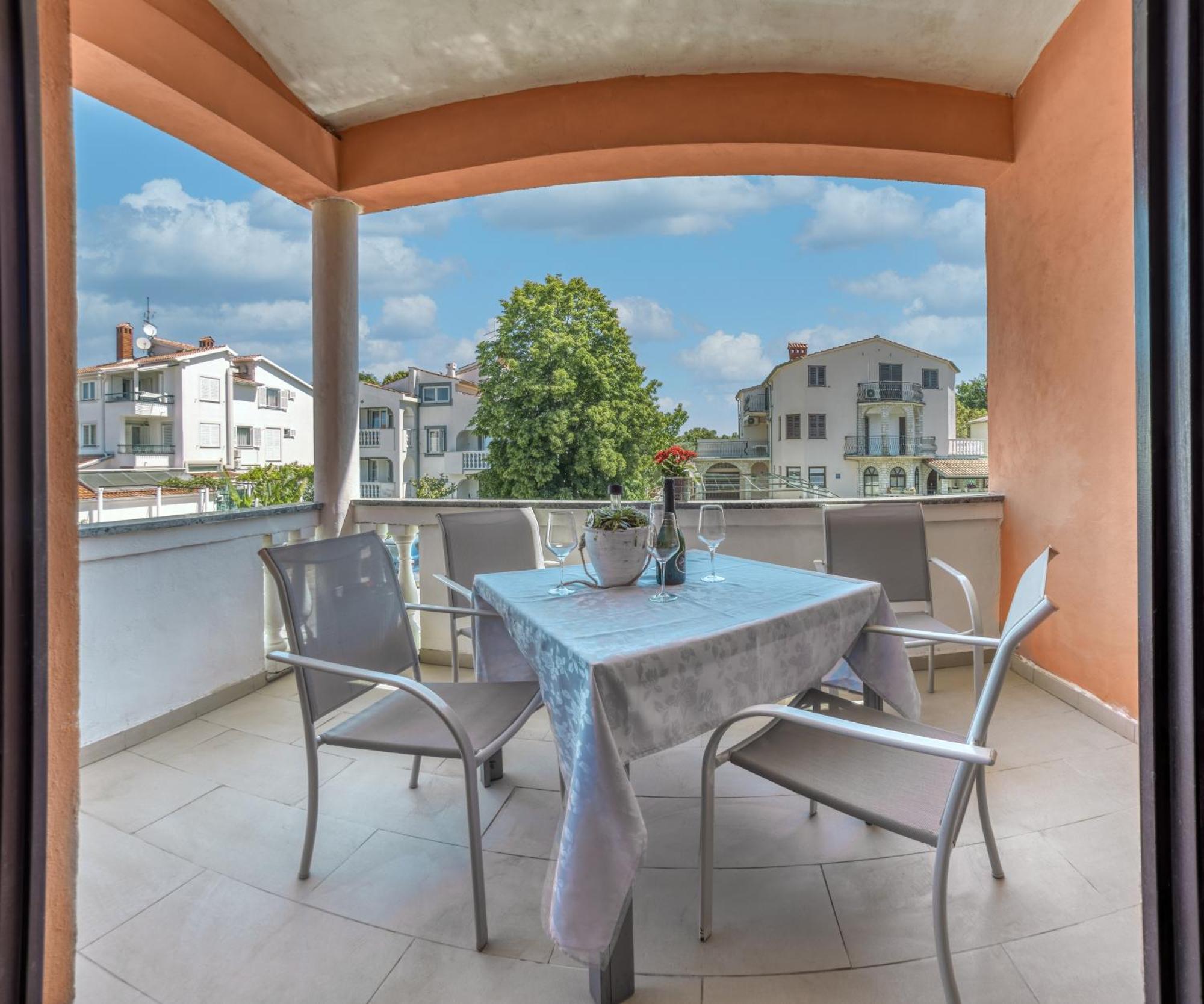 Charming House On The Beach And Deluxe Apartment Pula Bilik gambar