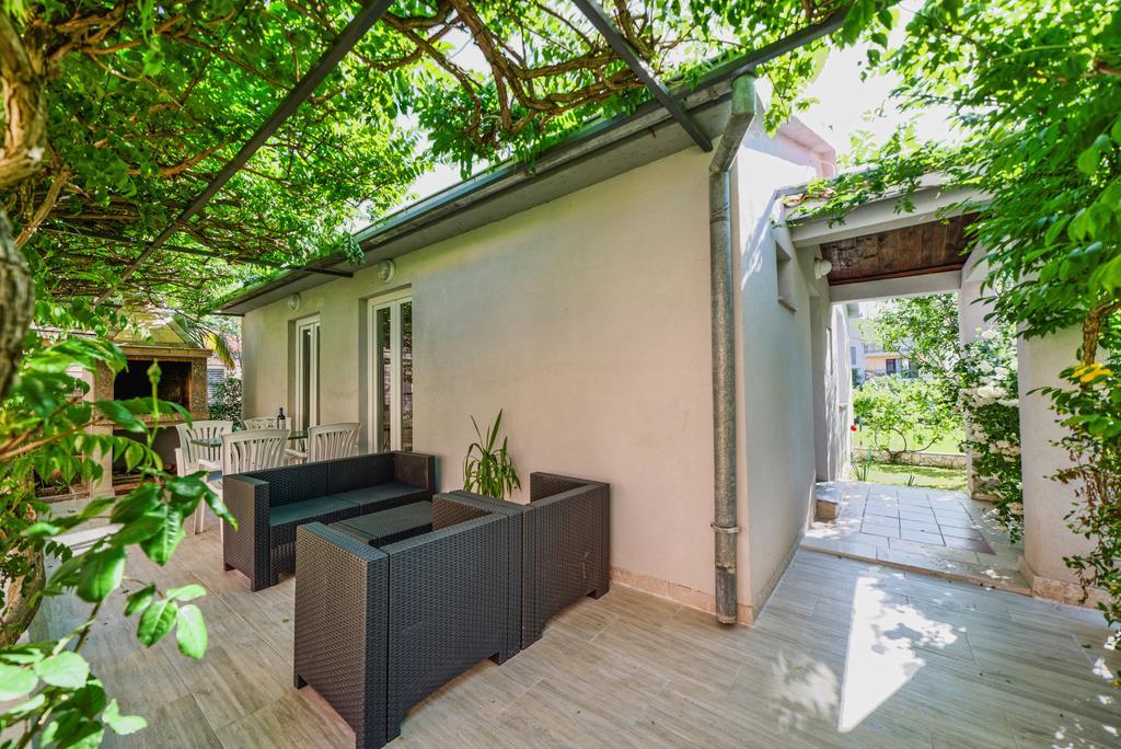 Charming House On The Beach And Deluxe Apartment Pula Luaran gambar