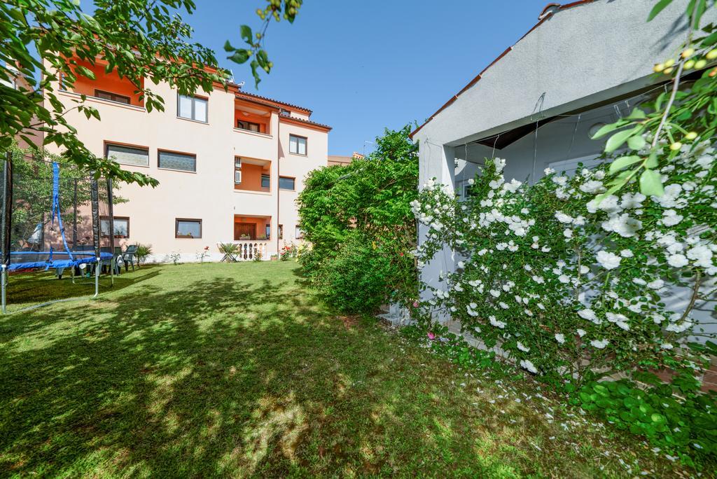 Charming House On The Beach And Deluxe Apartment Pula Luaran gambar
